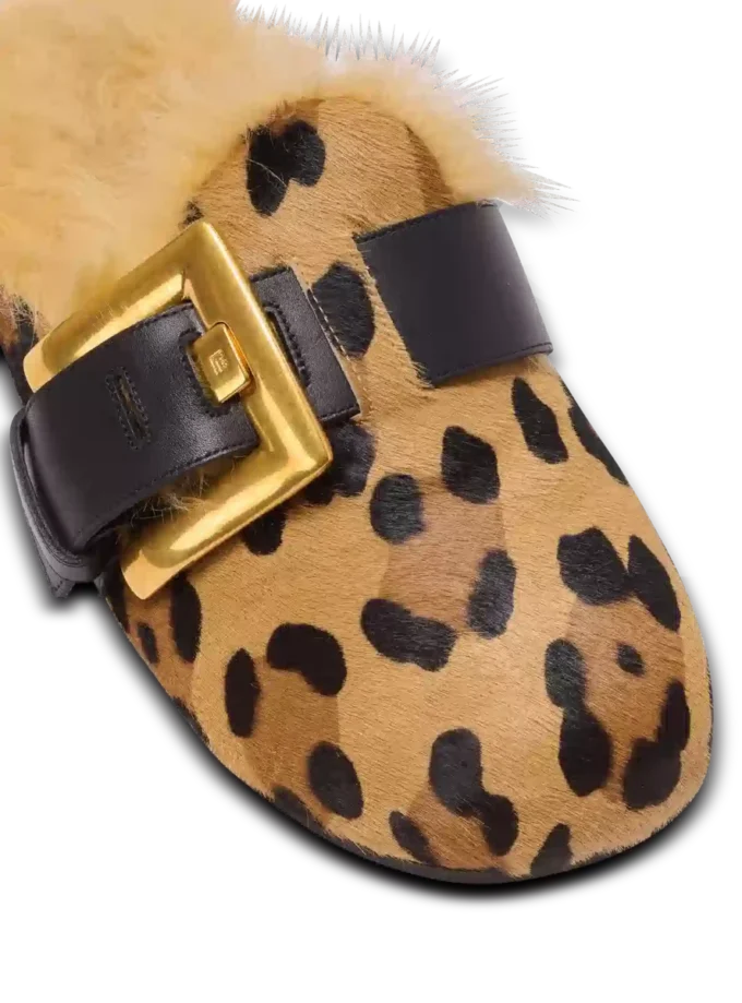Anthem mules i ponnyläder med leopardmönster och fuskpäls Anthem mules i ponnyläder med leopardmönster och fuskpäls