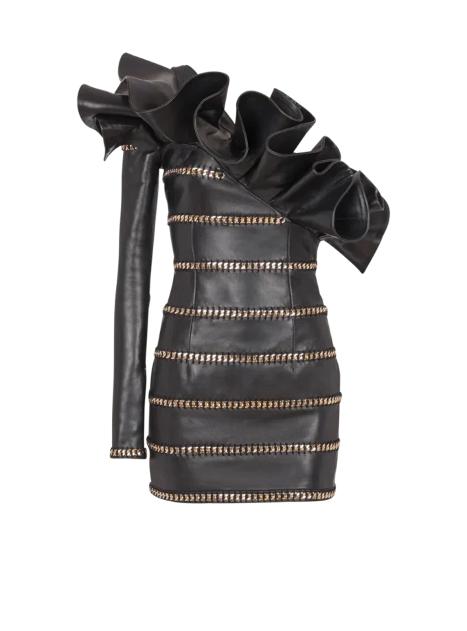 Asymmetrisk bodycon-klänning i läder med kedjor Asymmetrisk bodycon-klänning i läder med kedjor