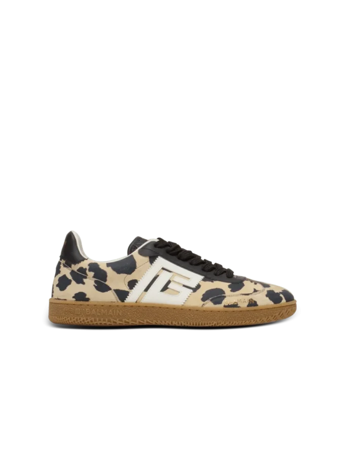 Balmain Swan sneakers i mocka med leopardmönster Balmain Swan sneakers i mocka med leopardmönster