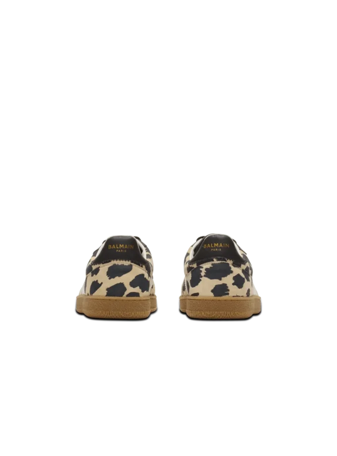 Balmain Swan sneakers i mocka med leopardmönster Balmain Swan sneakers i mocka med leopardmönster