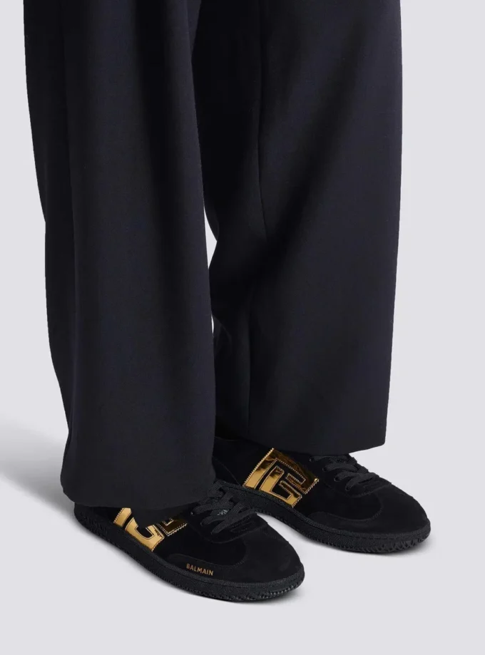 Balmain Swan sneakers i mocka och lackläder Balmain Swan sneakers i mocka och lackläder