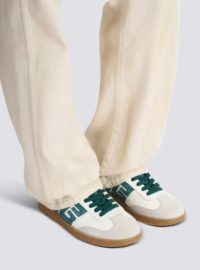 Balmain Swan sneakers i mocka och slätt läder Balmain Swan sneakers i mocka och slätt läder