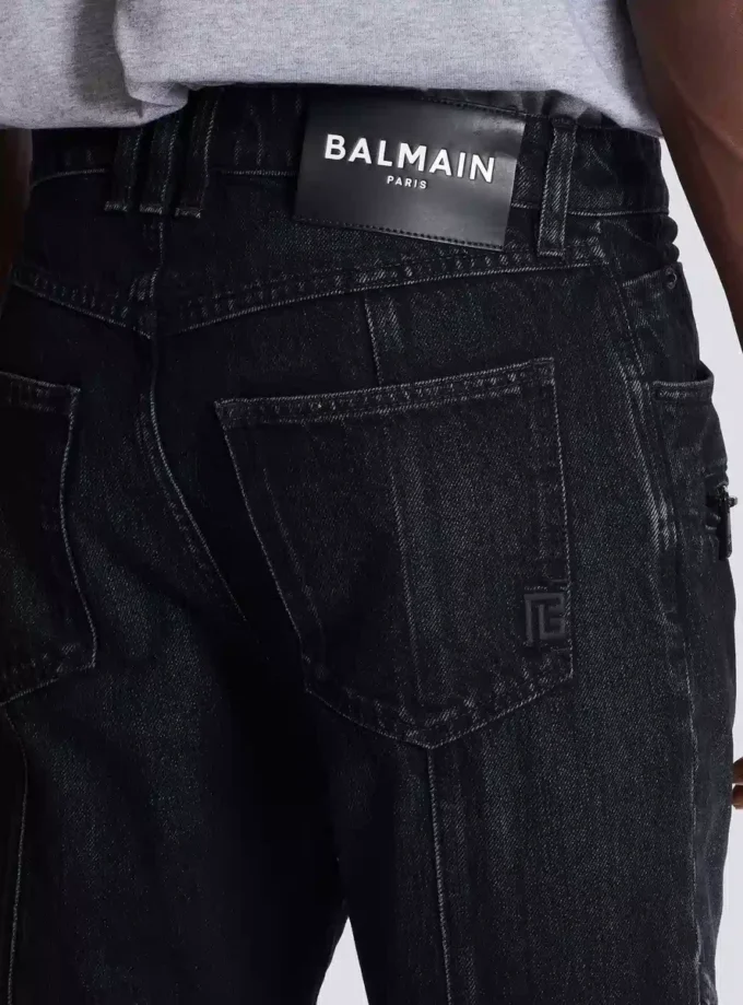 Bikerjeans i svart vintage-denim