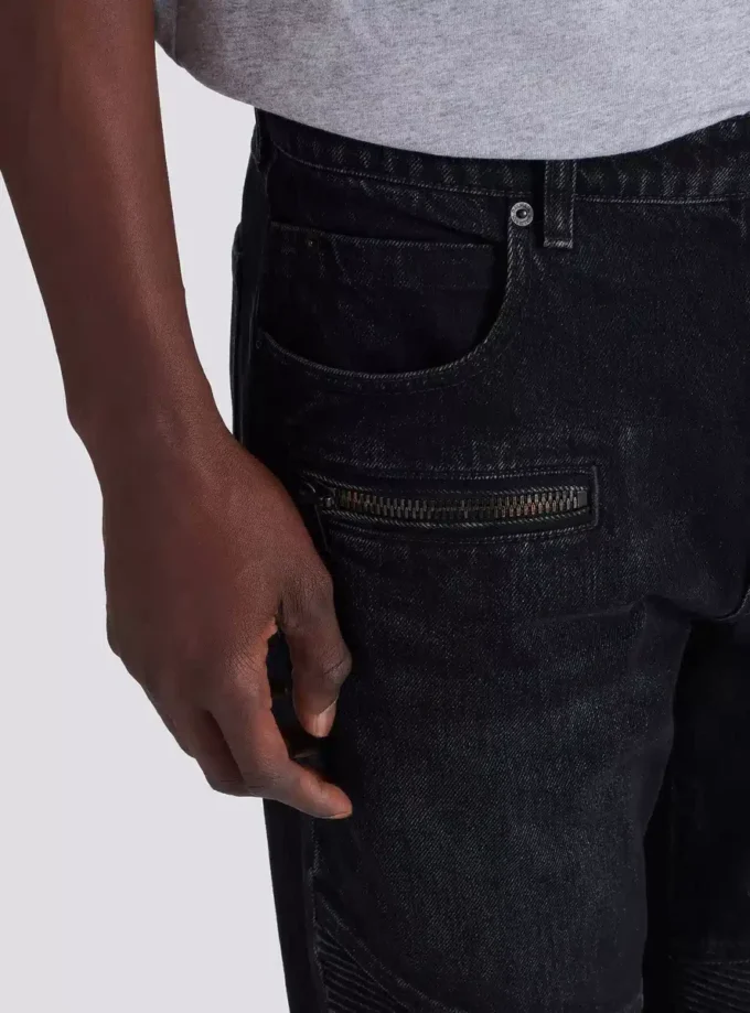 Bikerjeans i svart vintage-denim