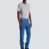 Blå jeans i rak modell Blå jeans i rak modell
