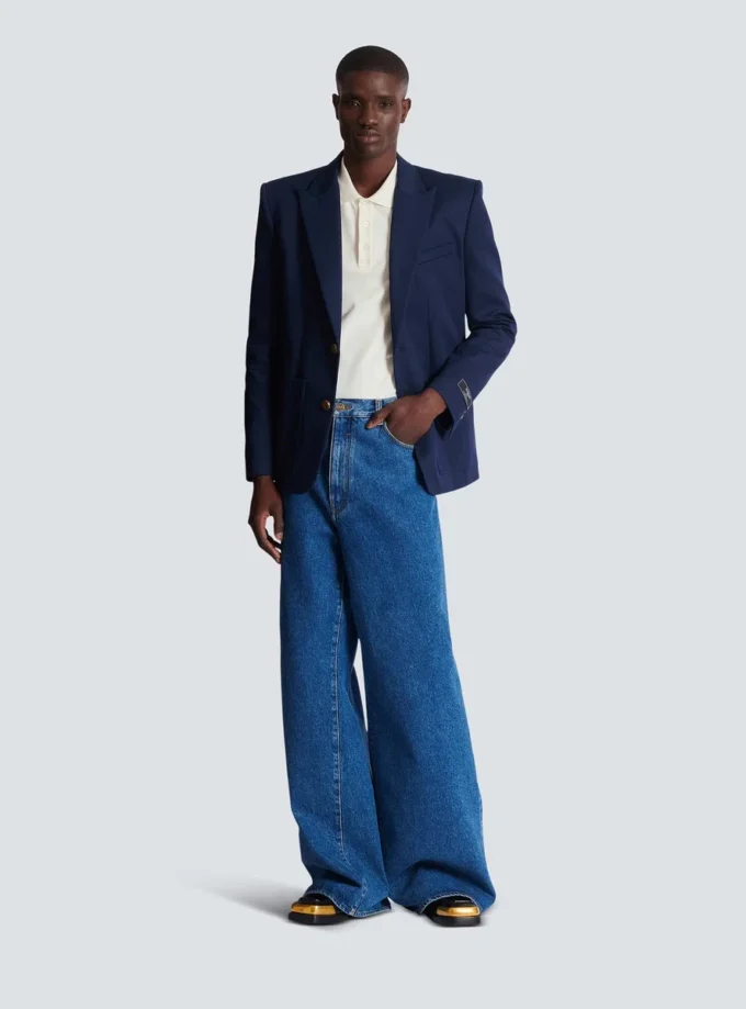 Blå jeans med vida ben Blå jeans med vida ben