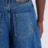 Blå jeans med vida ben Blå jeans med vida ben