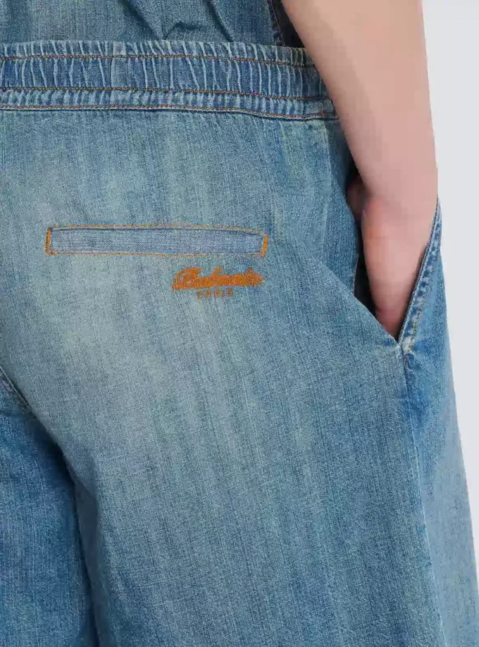 Blekta jeansshorts Blekta jeansshorts