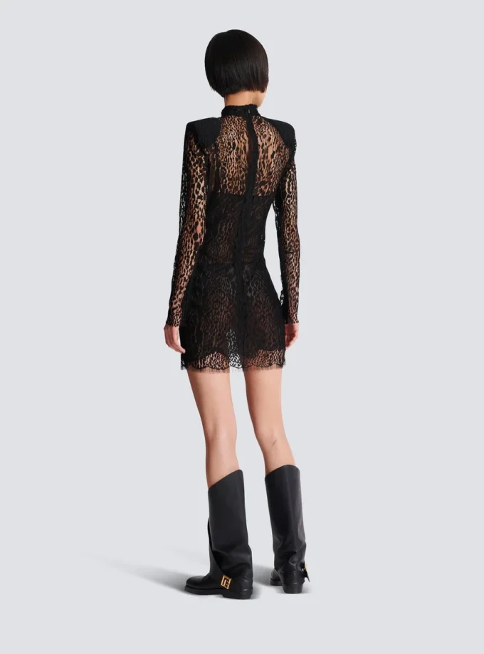 Bodycon-klänning i spets med leopardmönster