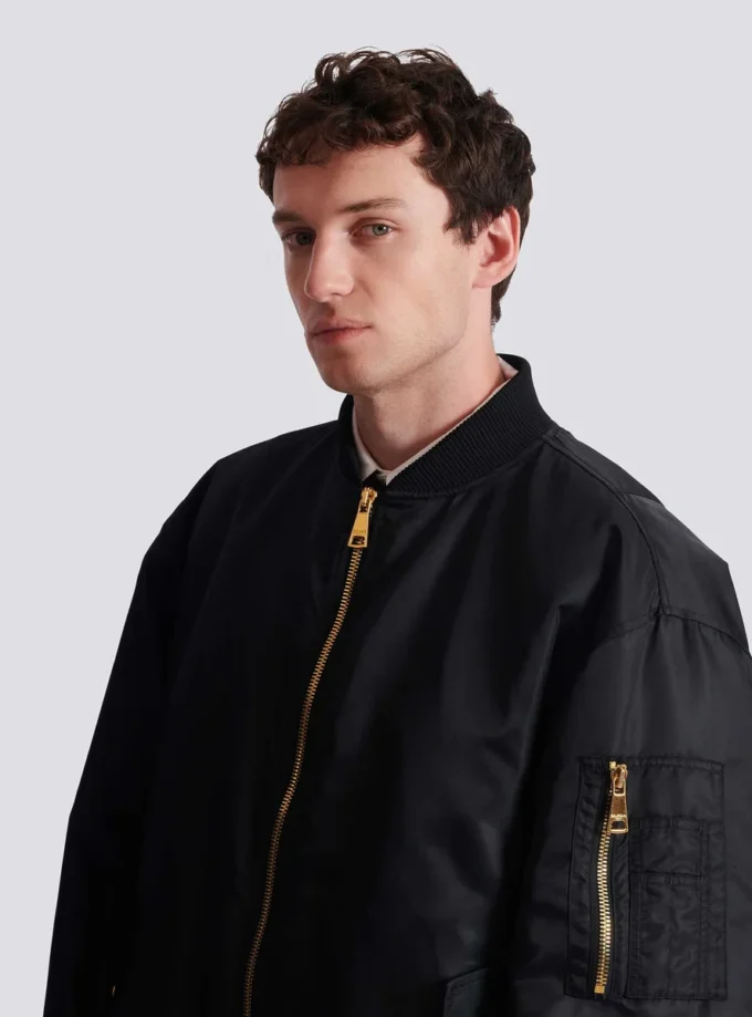 Bomberjacka i tryckt nylon Bomberjacka i tryckt nylon