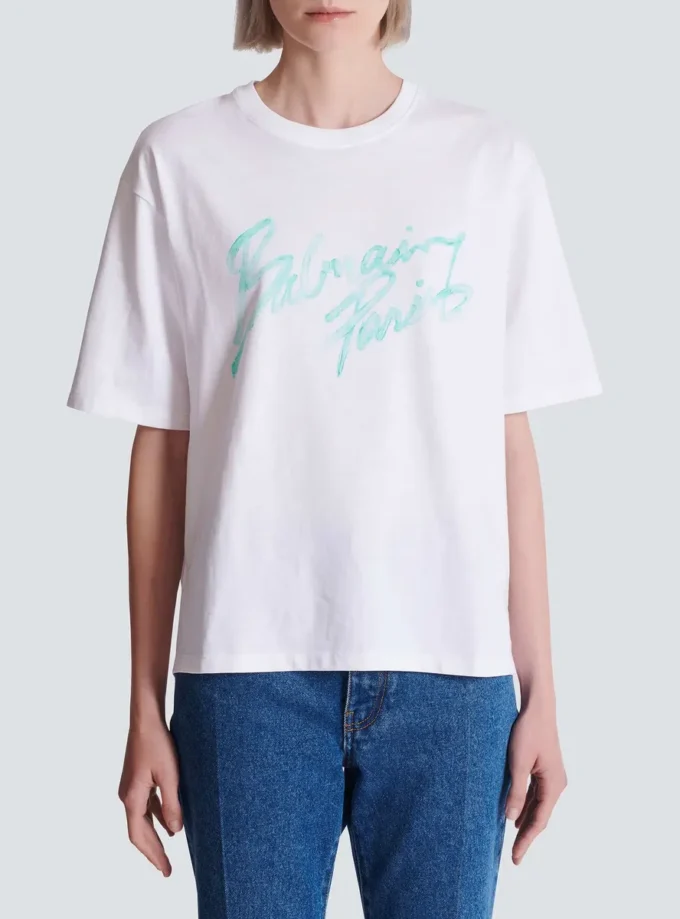 Boxig T-shirt med Balmain Paris Brush-tryck Boxig T-shirt med Balmain Paris Brush-tryck