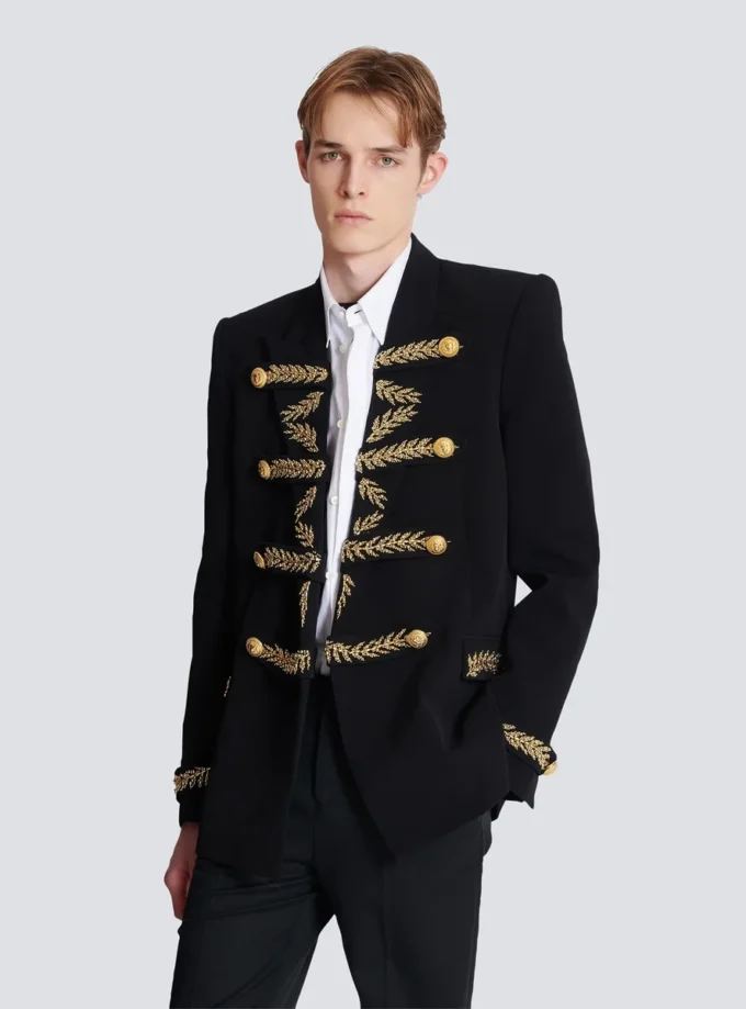 Broderad crepejacka