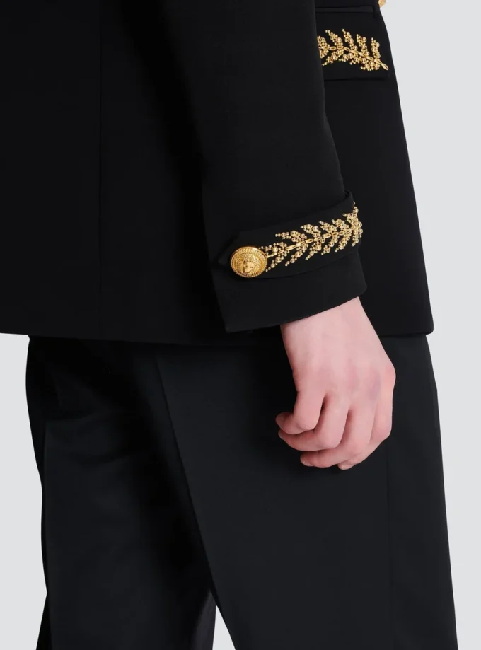 Broderad crepejacka