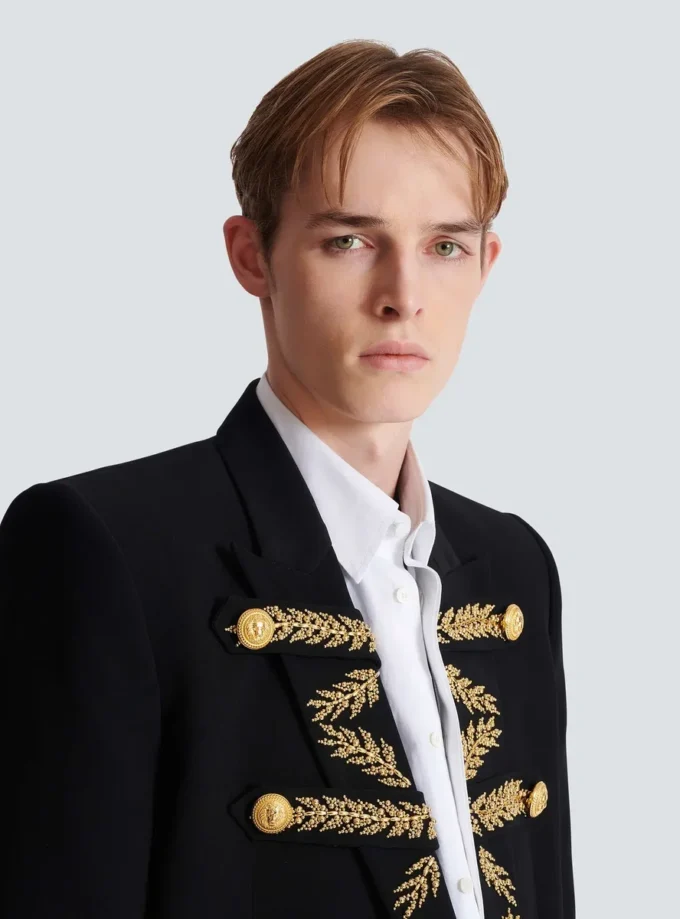 Broderad crepejacka