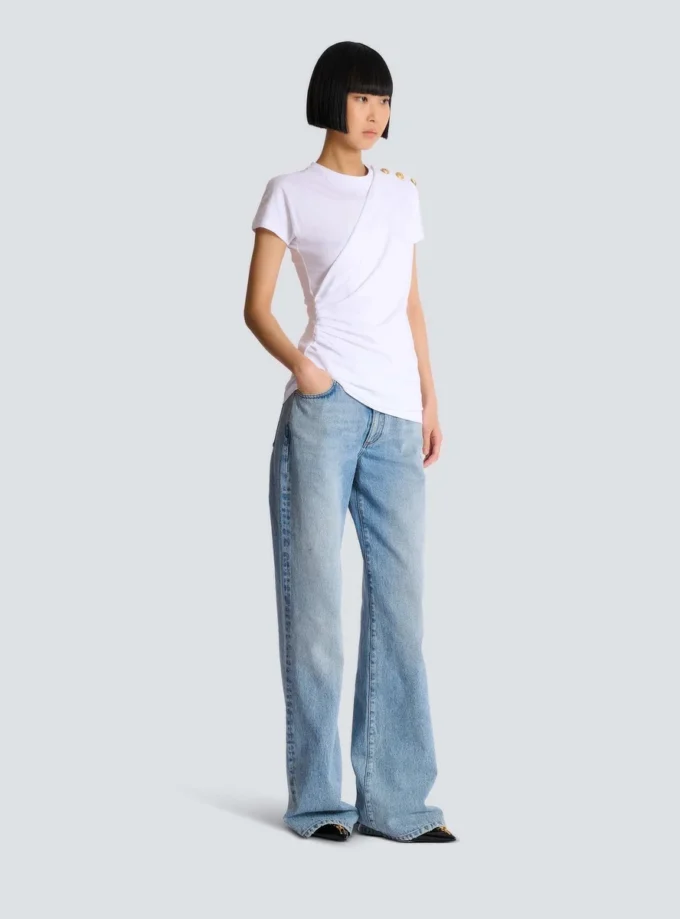 Drapierad T-shirt med knappar