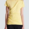 Drapierad T-shirt med knappar