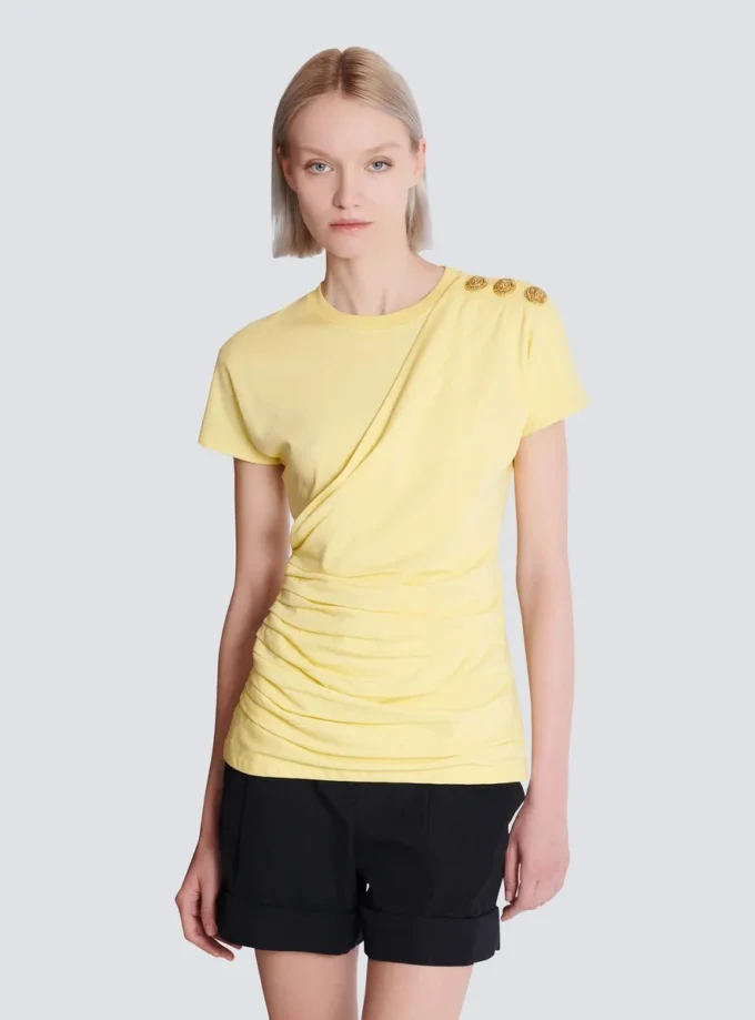 Drapierad T-shirt med knappar