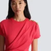 Drapierad T-shirt med knappar