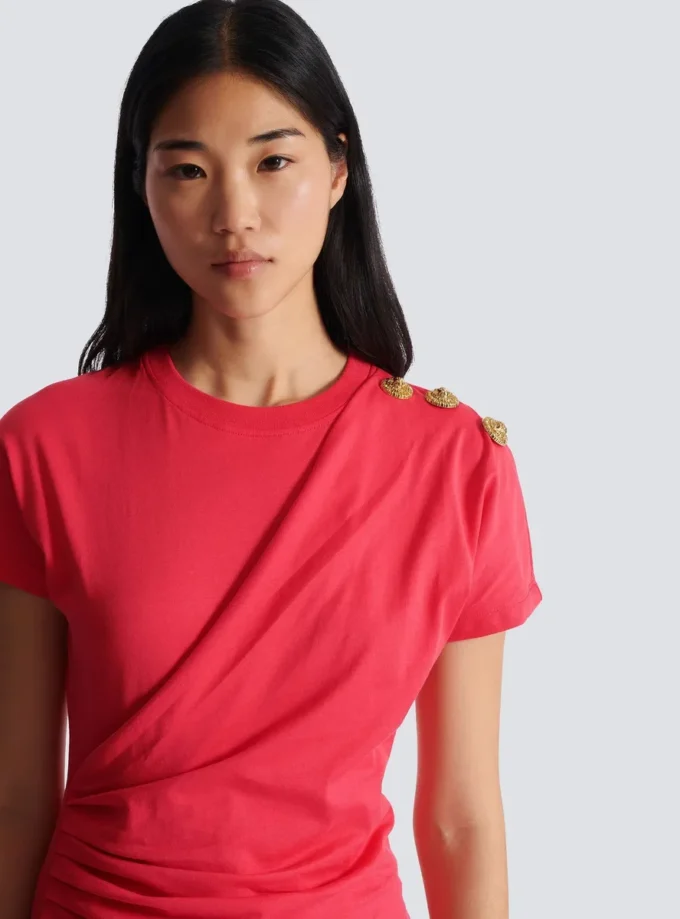 Drapierad T-shirt med knappar