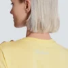Drapierad T-shirt med knappar