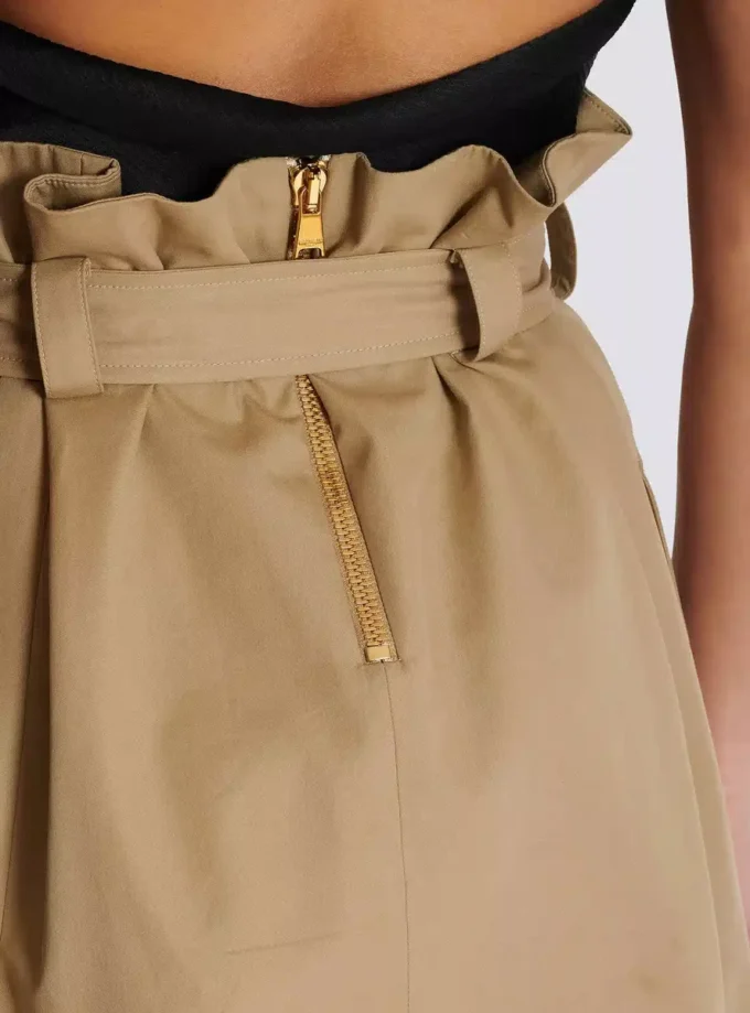 Gabardinekjol med hög midja