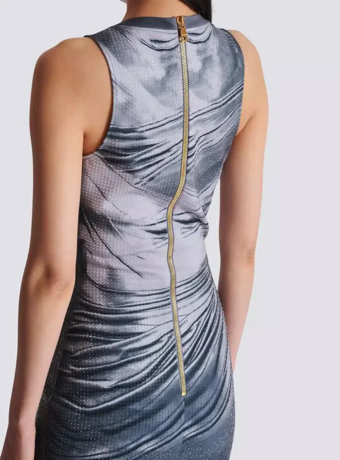 Halterneck-klänning med draperad trompe-l’œil-strass Halterneck-klänning med draperad trompe-l’œil-strass