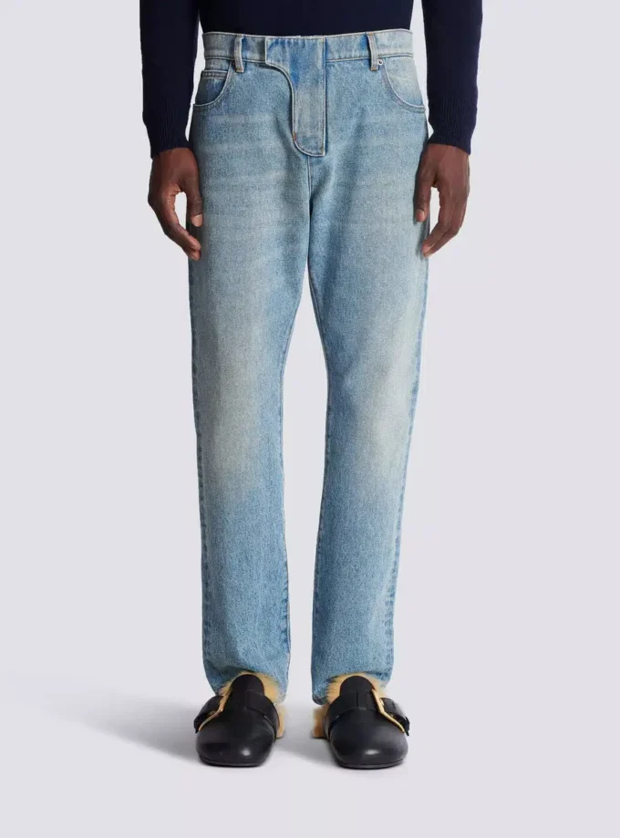 Jeans i normal passform Jeans i normal passform