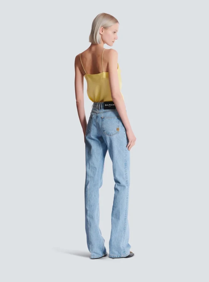 Jeans med hög midja Jeans med hög midja