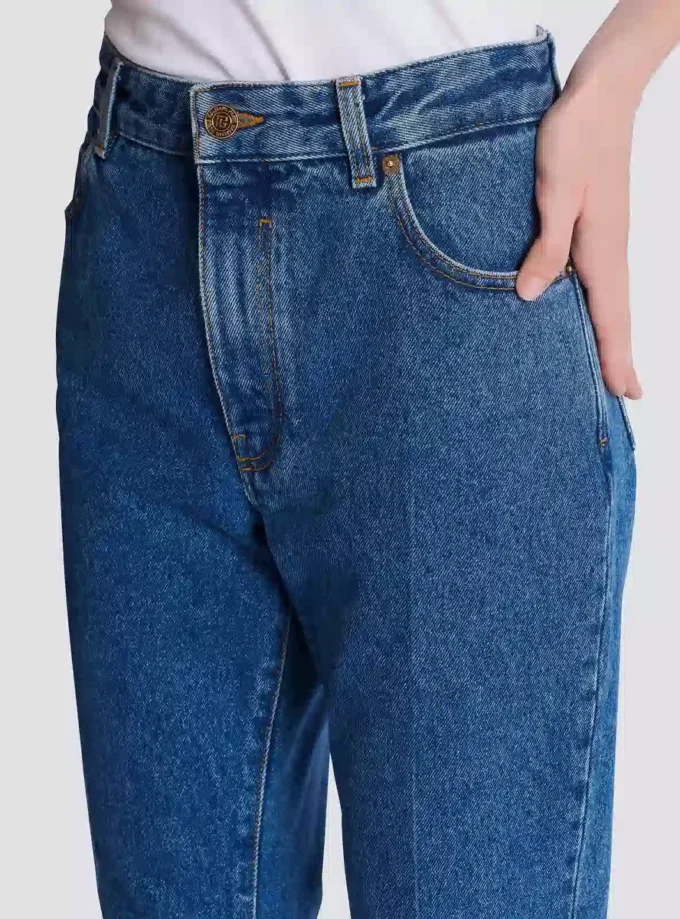 Jeans med raka ben