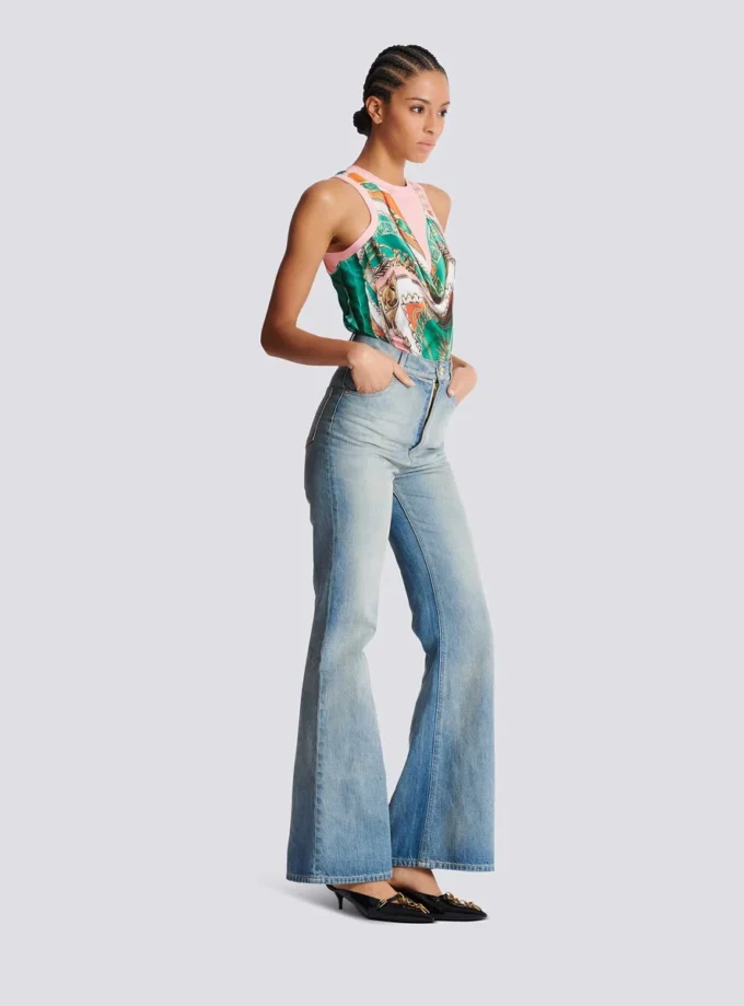 Jeans med utsvängd passform Jeans med utsvängd passform