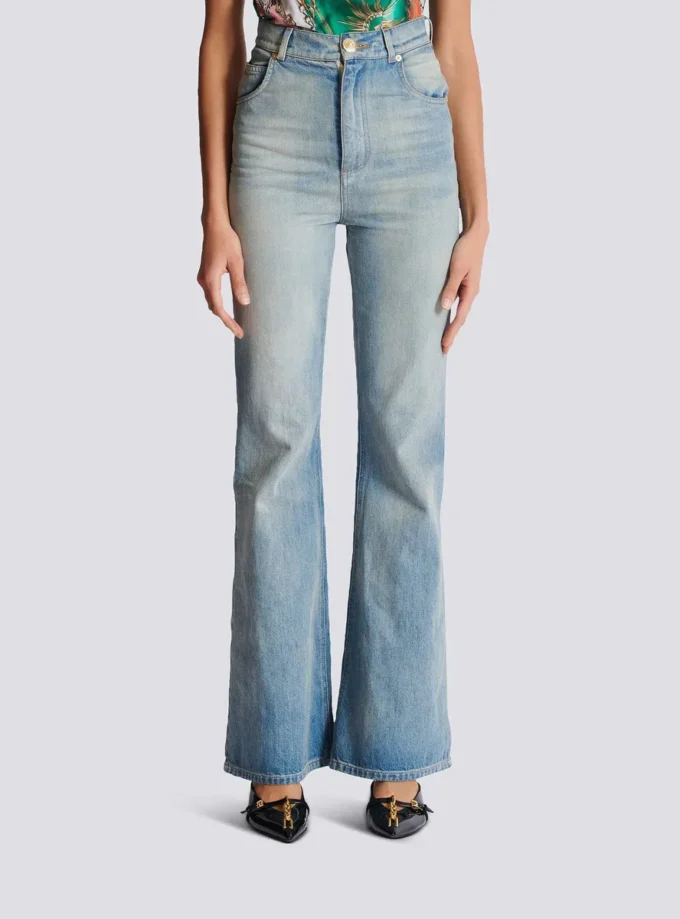 Jeans med utsvängd passform Jeans med utsvängd passform