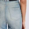 Jeans med utsvängd passform Jeans med utsvängd passform