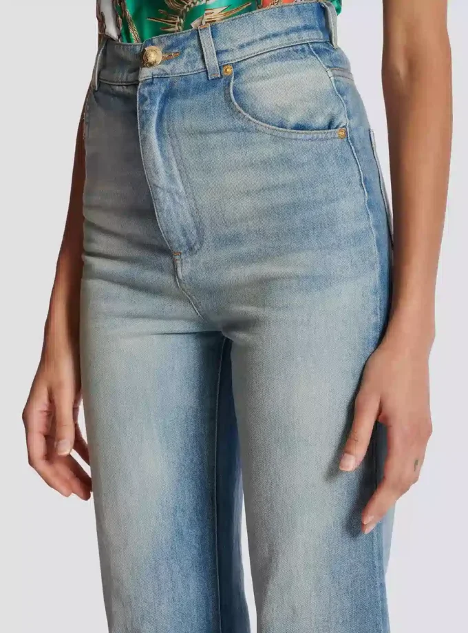 Jeans med utsvängd passform Jeans med utsvängd passform