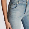 Jeans med utsvängd passform Jeans med utsvängd passform