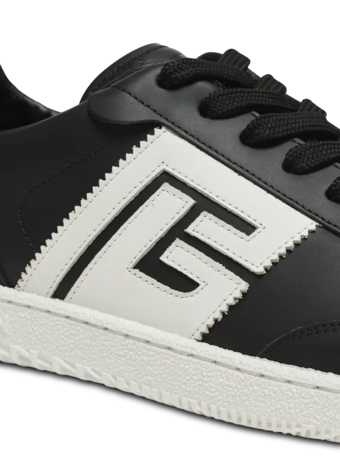 Kalvskinn Balmain Swan sneakers