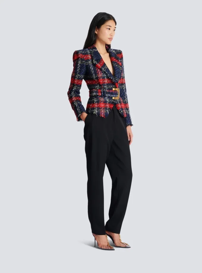 Kavaj i rutig tweed med bälte Kavaj i rutig tweed med bälte
