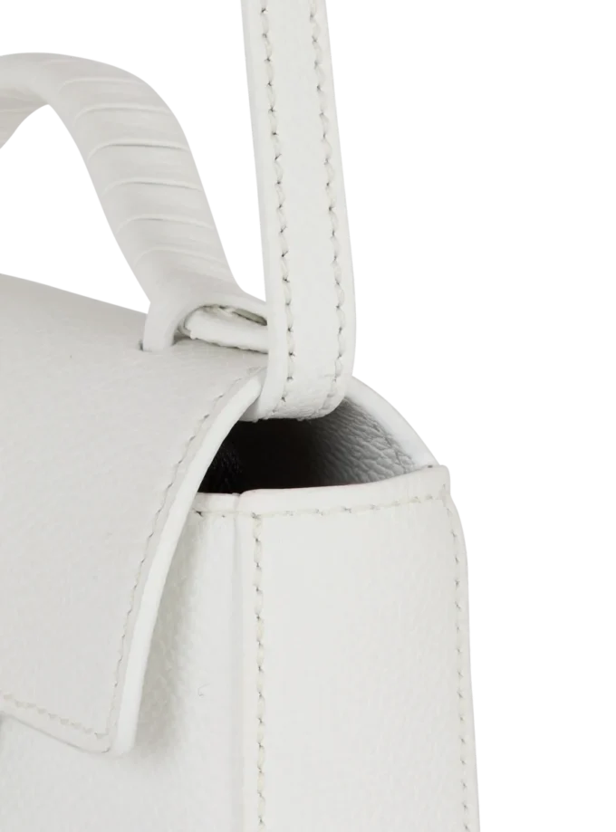 Kornad kalvskinnsväska B-Buzz 17 Mini Kornad kalvskinnsväska B-Buzz 17 Mini