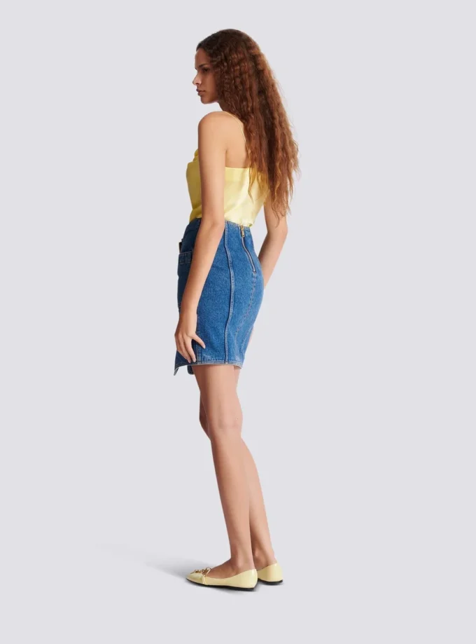 Kort denimkjol med bälte Kort denimkjol med bälte