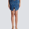 Kort denimkjol med bälte Kort denimkjol med bälte