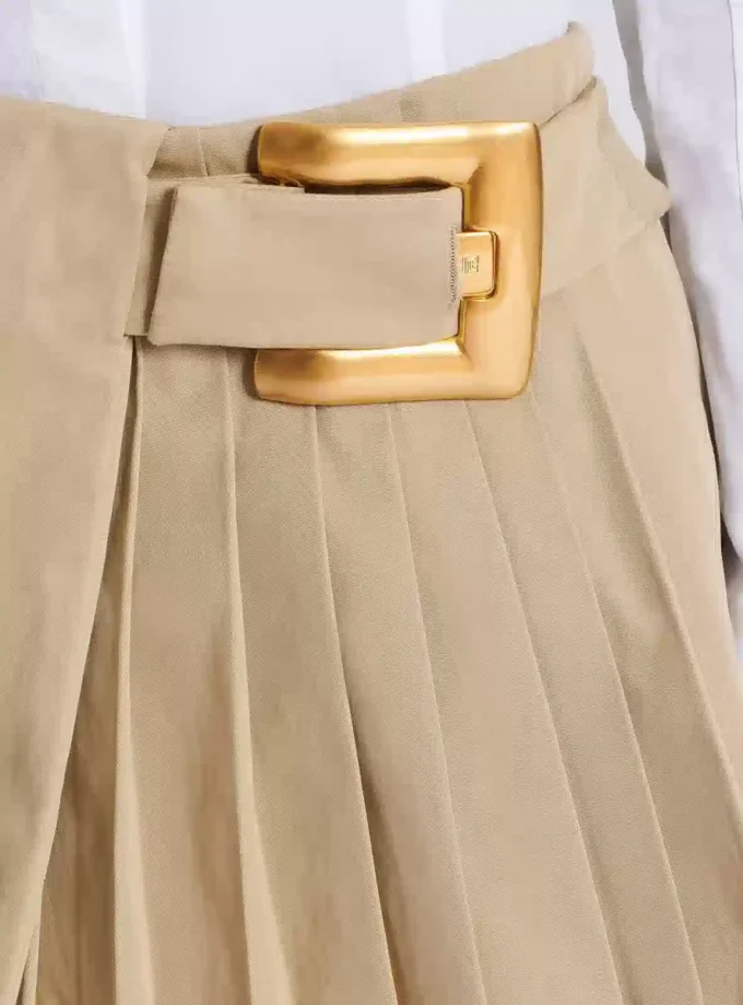 Kort gabardinekjol med bältesdetalj Kort gabardinekjol med bältesdetalj