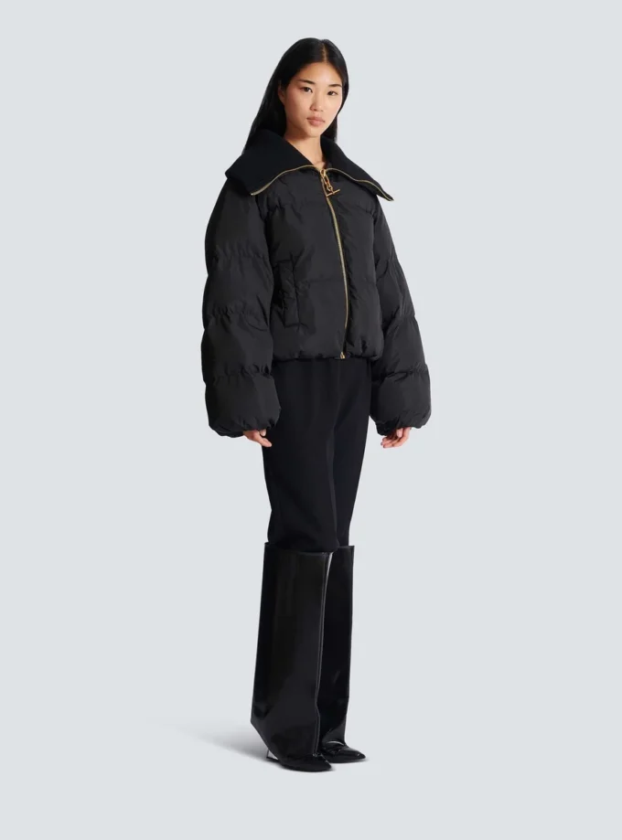 Kort, oversized, vadderad jacka