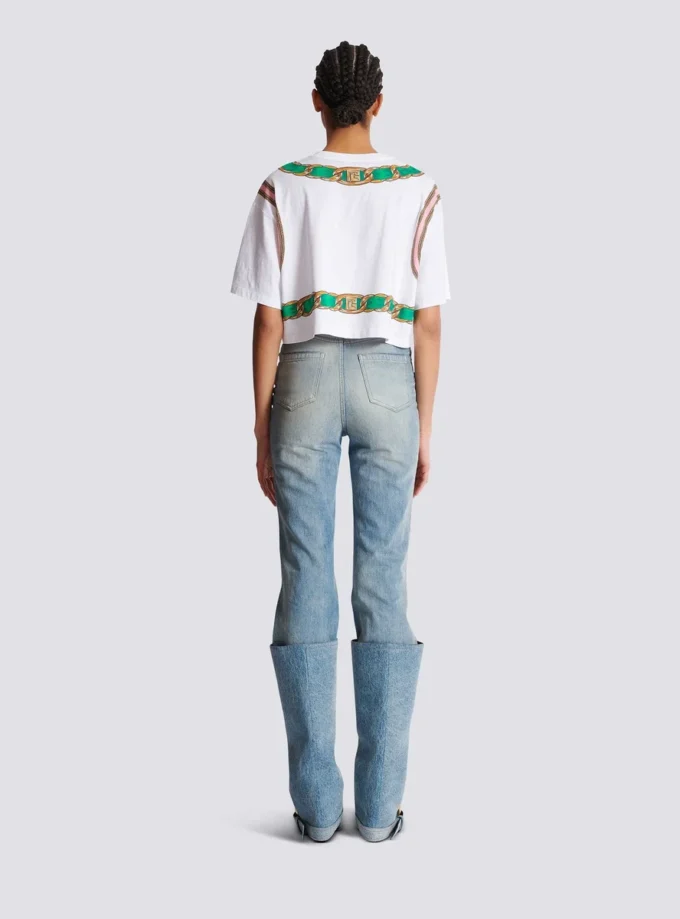 Kort T-shirt med Balmain Foulard-tryck Kort T-shirt med Balmain Foulard-tryck