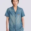 Kortärmad pyjamas skjorta i blekt denim