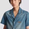 Kortärmad pyjamas skjorta i blekt denim