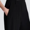 Kräppbyxor med raka ben Kräppbyxor med raka ben