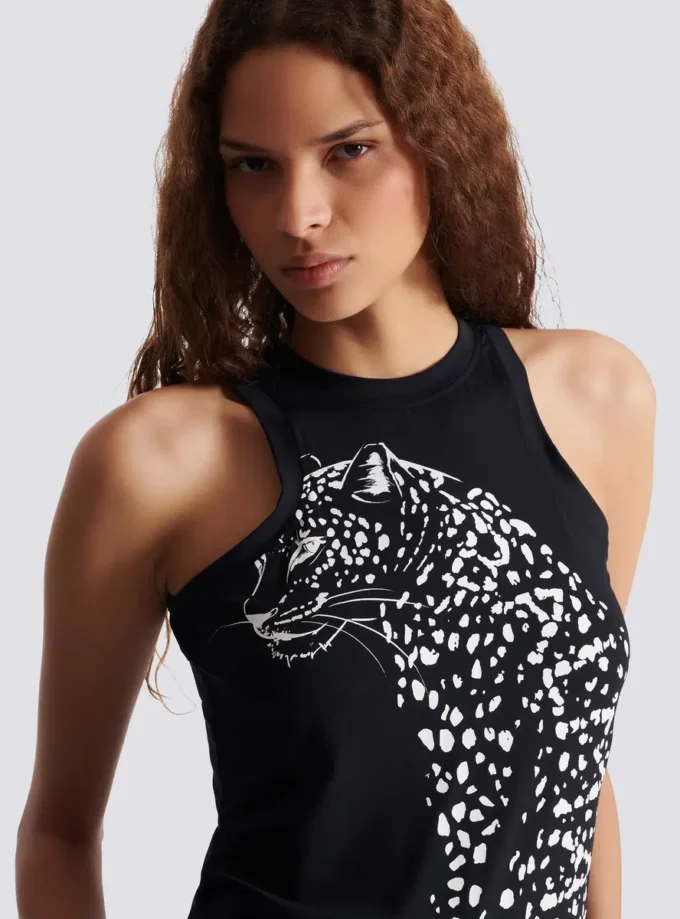 Linne med leopardmönster