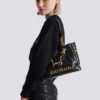 Liten 1945 Mjuk totebag i krackelerat kalvskinn Liten 1945 Mjuk totebag i krackelerat kalvskinn