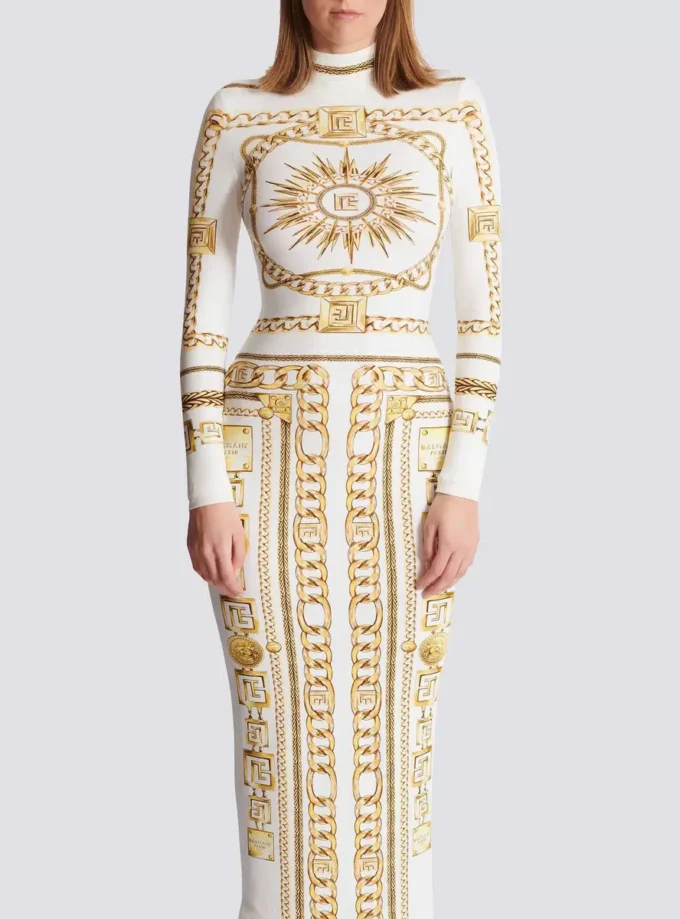 Lång, mönstrad bodycon-klänning med Balmain Foulard-mönster Lång, mönstrad bodycon-klänning med Balmain Foulard-mönster