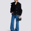 Pea coat i ull med 4 knappar Pea coat i ull med 4 knappar