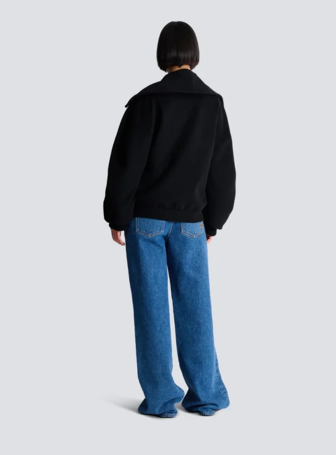 Pea coat i ull med 4 knappar Pea coat i ull med 4 knappar